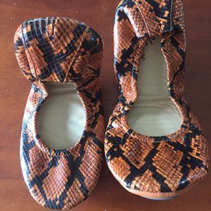 STOREHOUSE FLATS Pumpkin Spice Snakes Size 9 Brand New HALLOWEEN